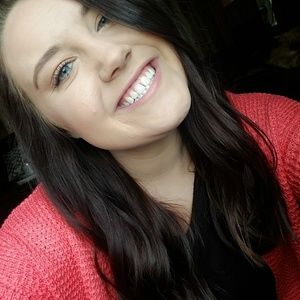 Meet your Posher, Shania